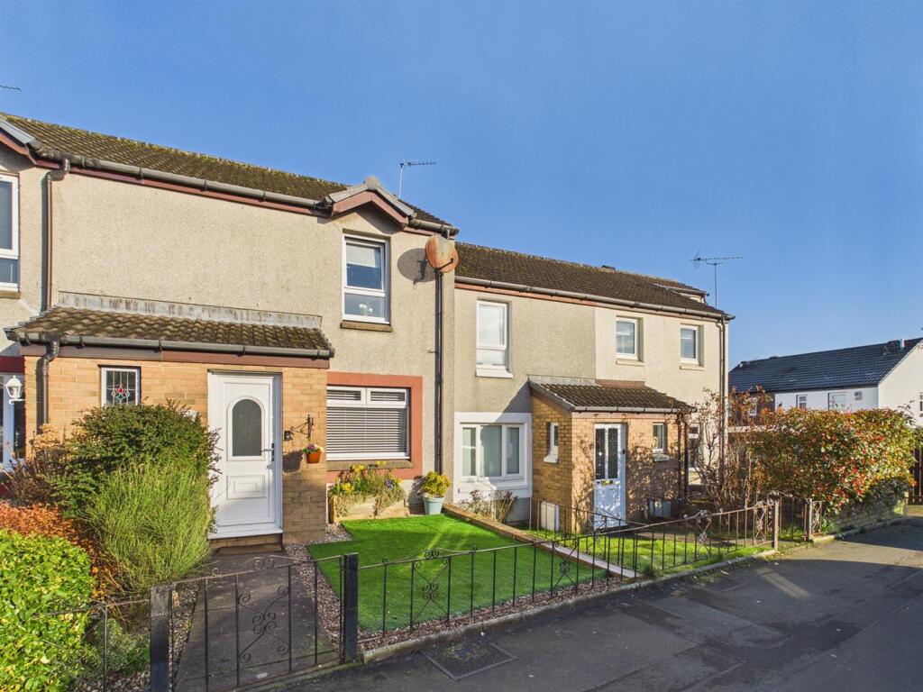 Main image of property: Peockland Gardens, Johnstone