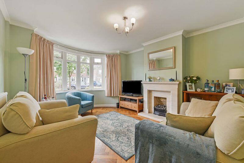Willowbed Drive, Chichester photo 2