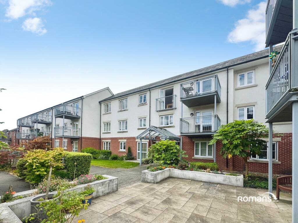 Main image of property: Southern Road, Basingstoke, Hampshire