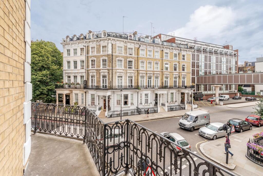 Apartment in London, Earl's Court - View 5