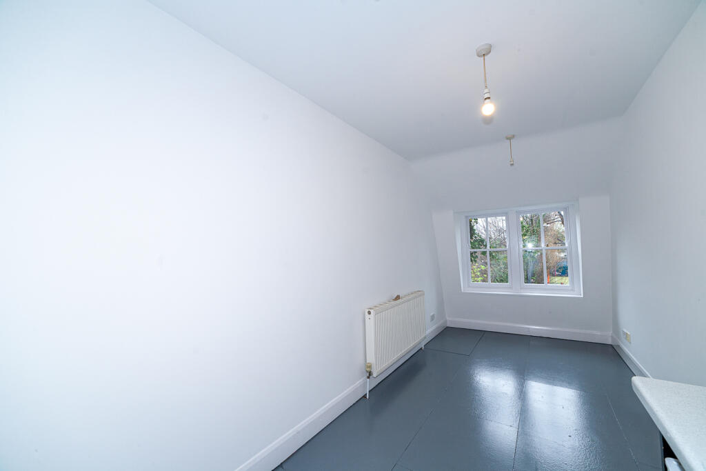 Apartment in London, Lower Clapton, Clapton - View 3