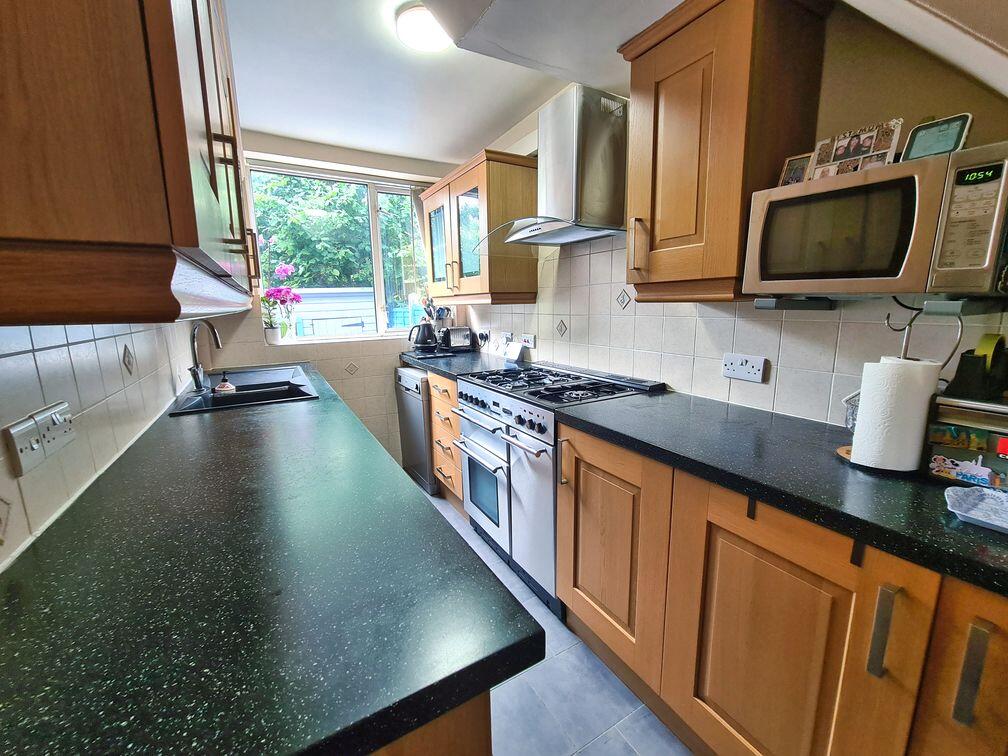 House in Southampton - View 4