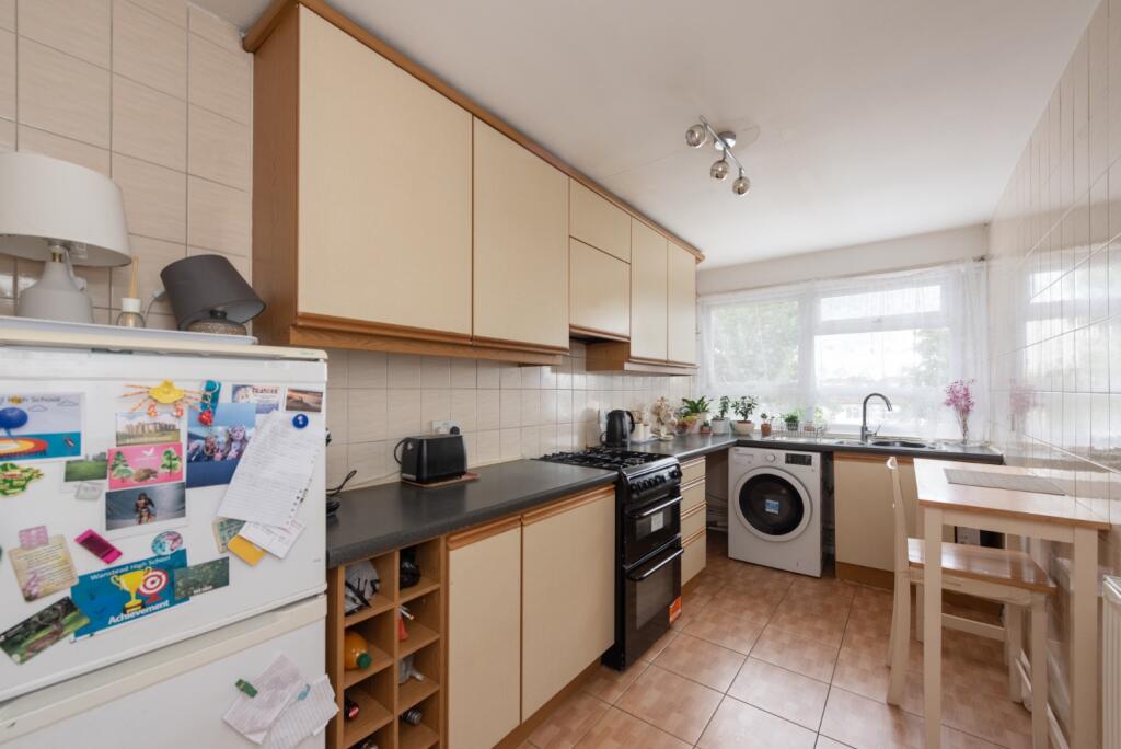 Apartment in London - View 5