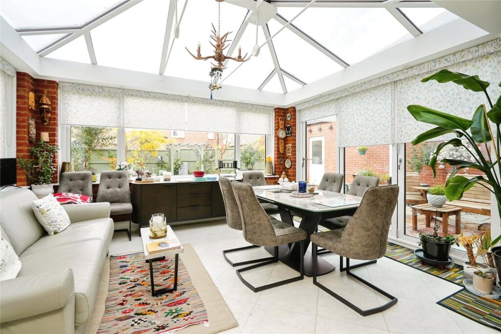 House in Cherwell, Bicester - View 4