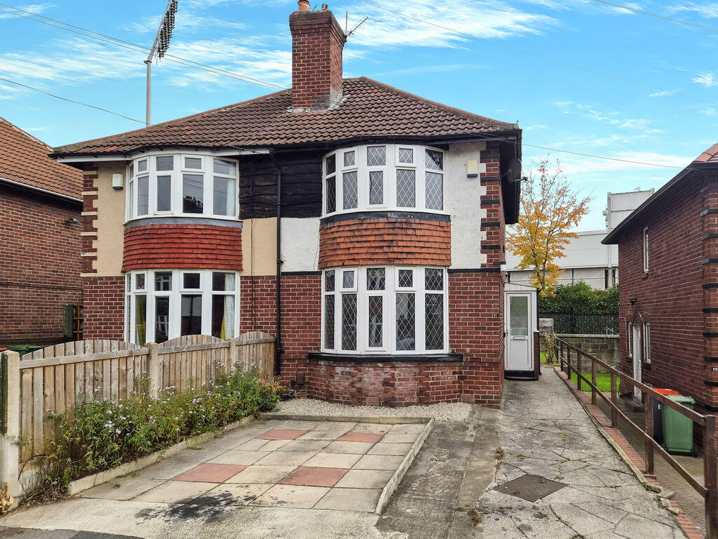2-bed semi-detached on Greyshiels Avenue, Leeds, £235,000