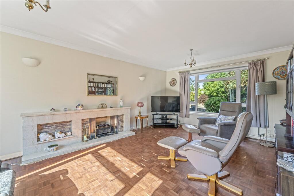 House in Twickenham - View 3