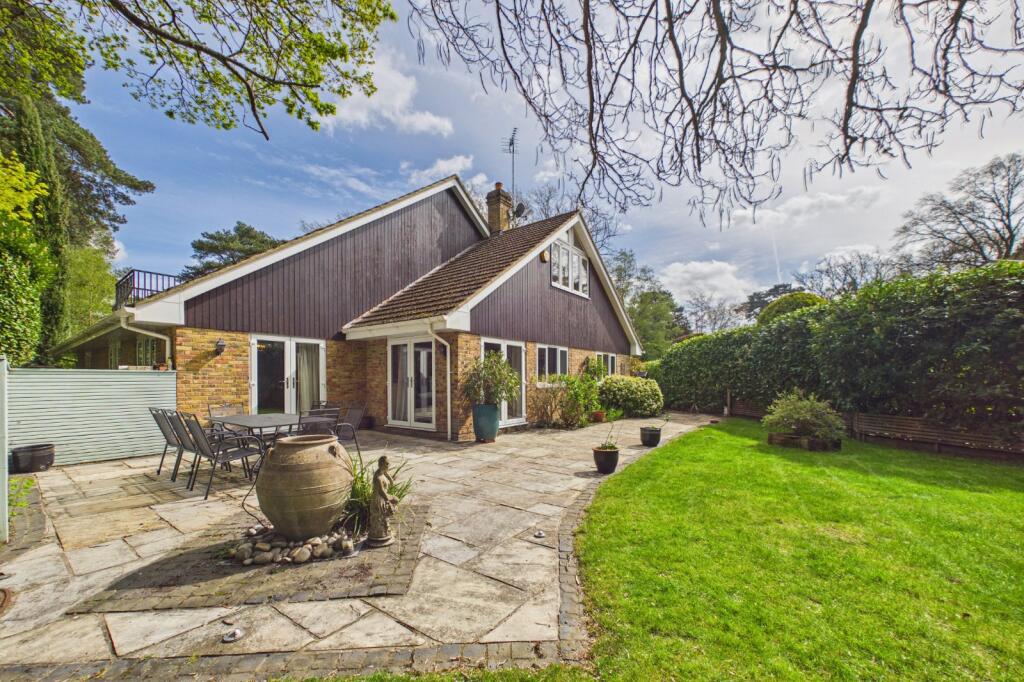 Main image of property: Highway, Crowthorne, Berkshire, RG45