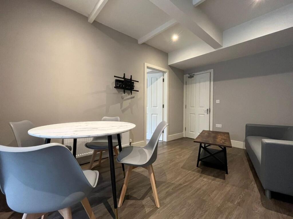 2 bedroom ground floor flat for rent