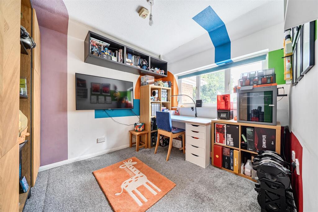 House in Northampton - More