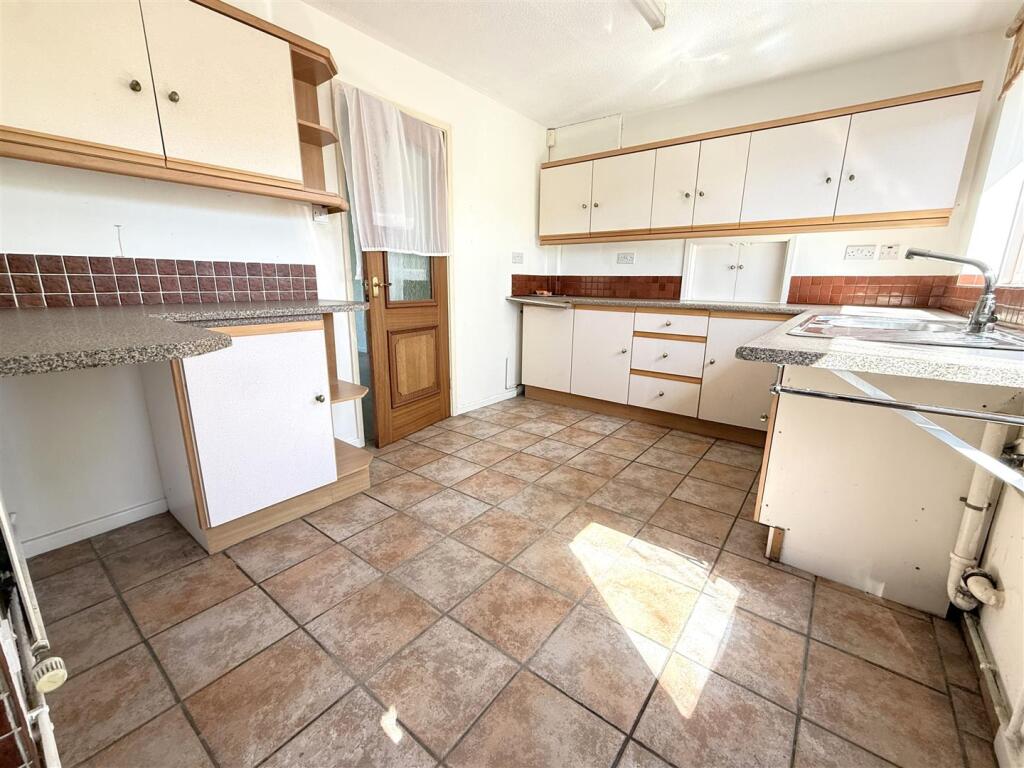 Long Acre, Bingham - View 3