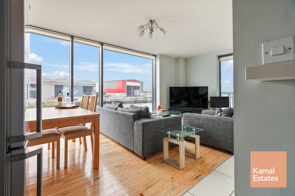 Apartment in Glasgow - View 3