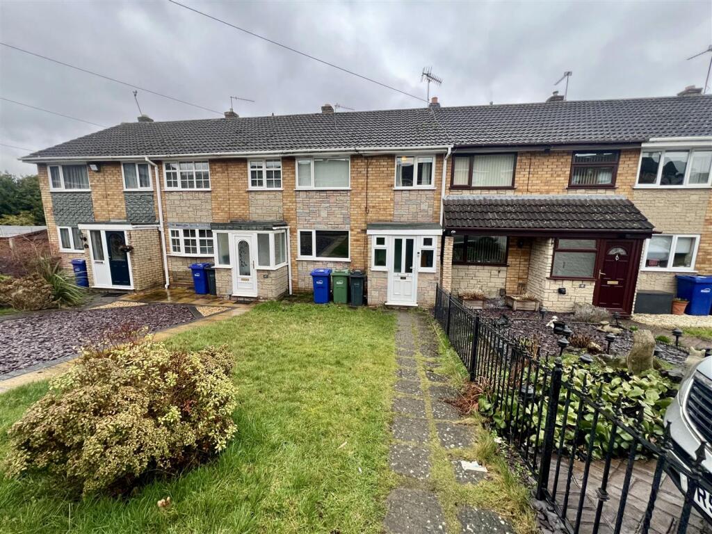 3-bed terraced on Marlborough Gardens, Wordsley, DY8 5EE, £167,500