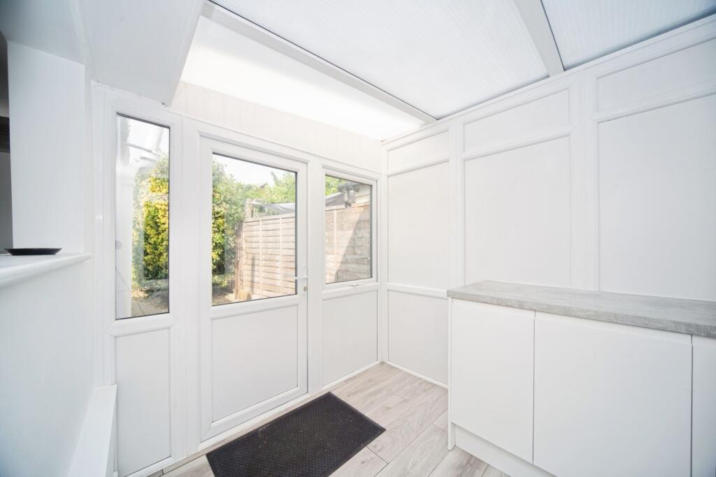 House in Southampton - More