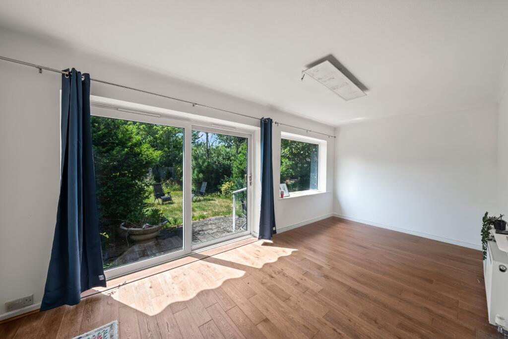House in Kingston upon Thames - View 4