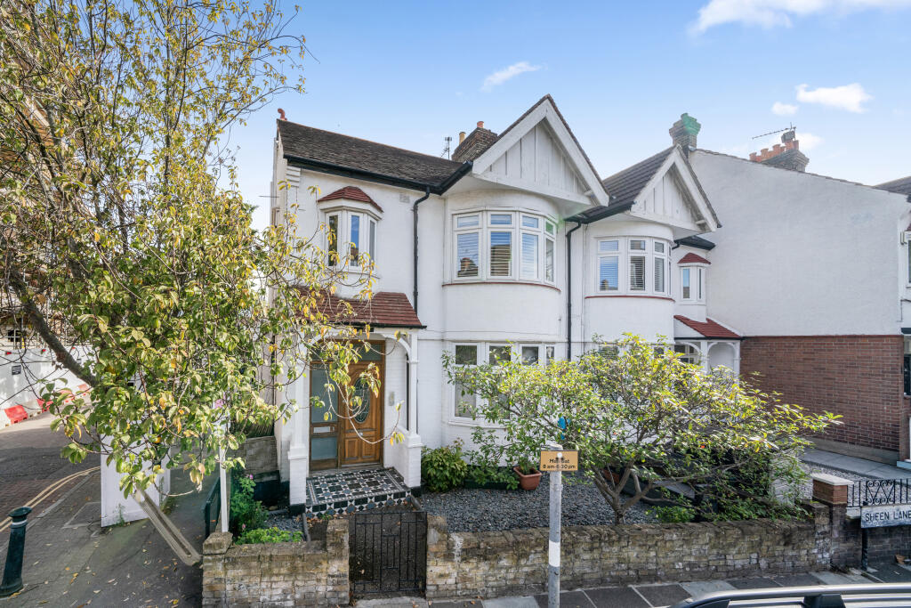 Apartment in London, East Sheen - View 2