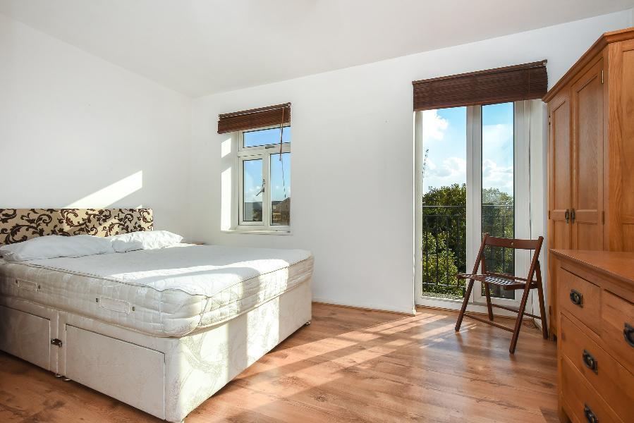 Apartment in London - View 4