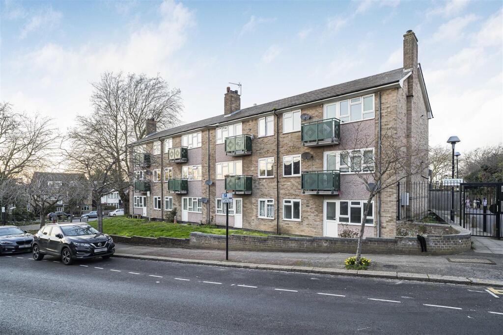 Main image of property: Avonfield Court, Avon Road, Walthamstow, London, E17