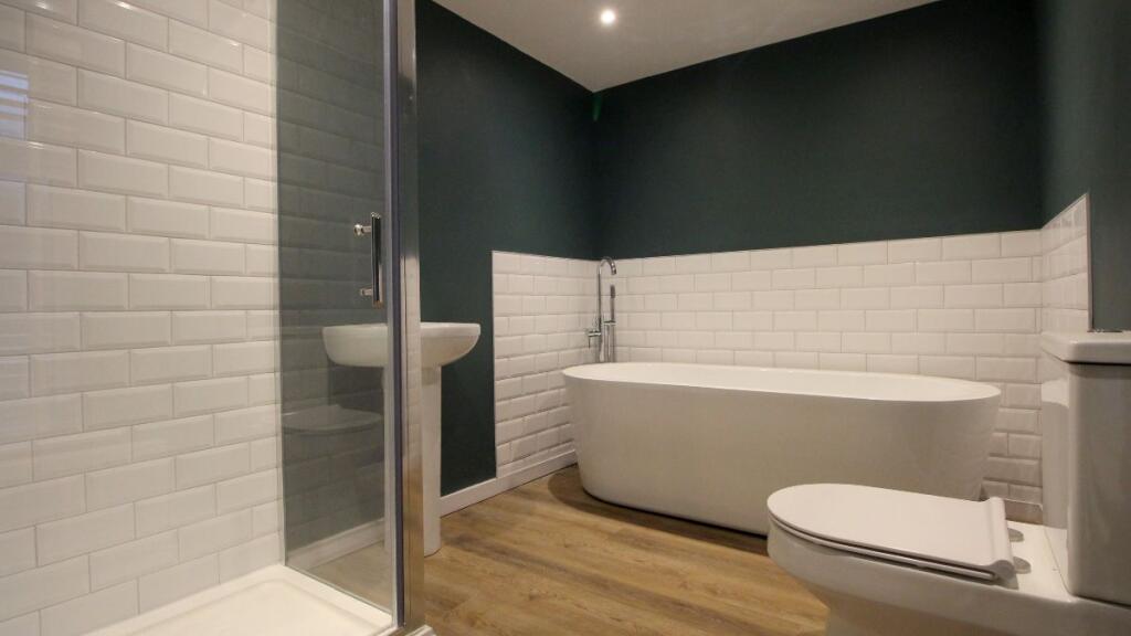 House in York - View 3