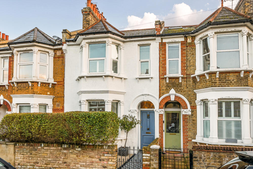 Main image of property: Glenwood Road, London, SE6