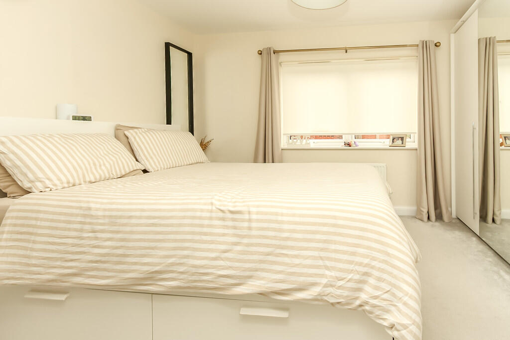 House in Wellingborough, Glenvale Park - View 4