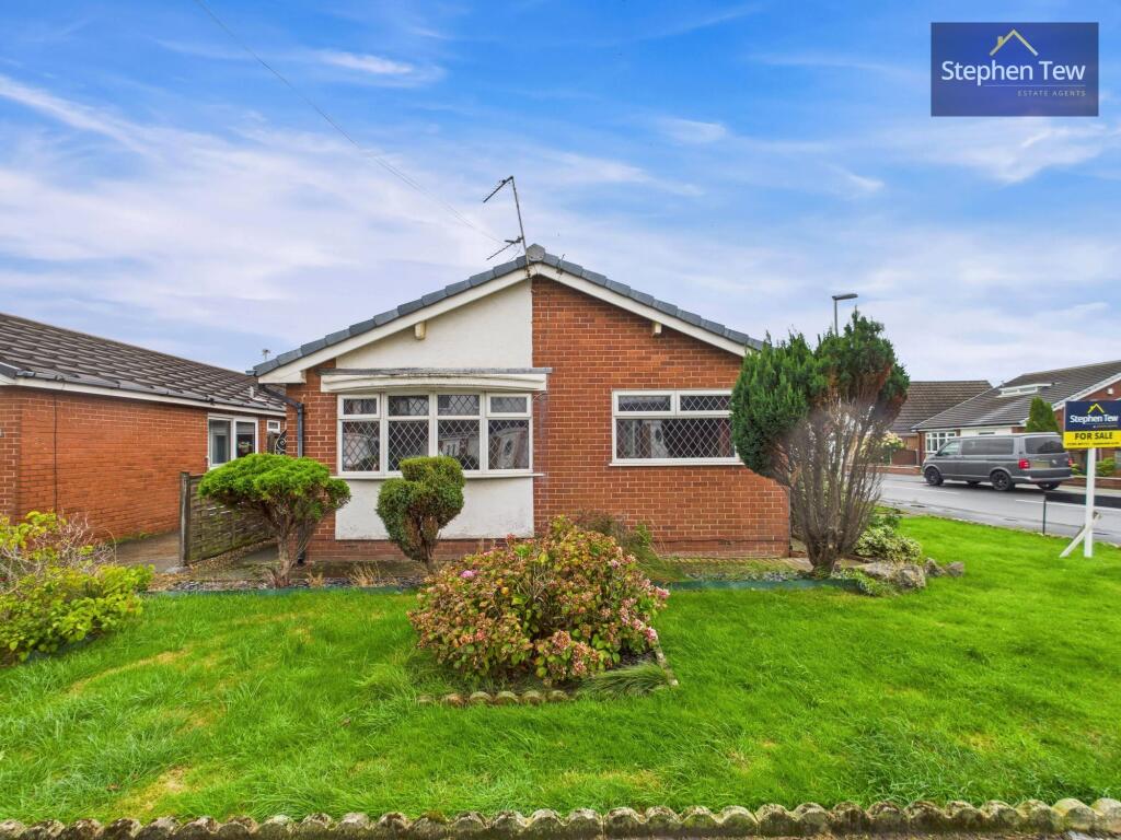 2-bed detached on Halton Gardens, Blackpool, FY4, £200,000