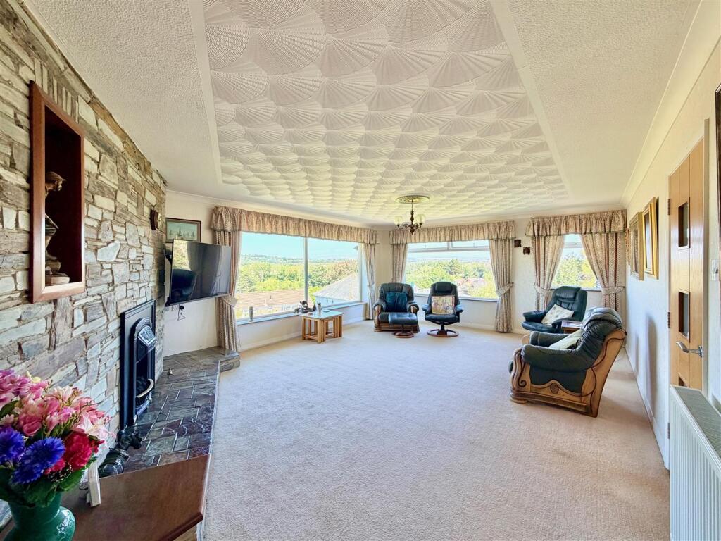 House in Plymouth - View 3