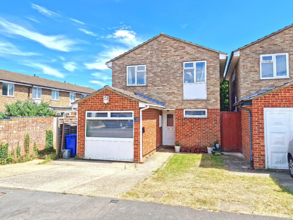 Main image of property: Beaufort Close, Bicester