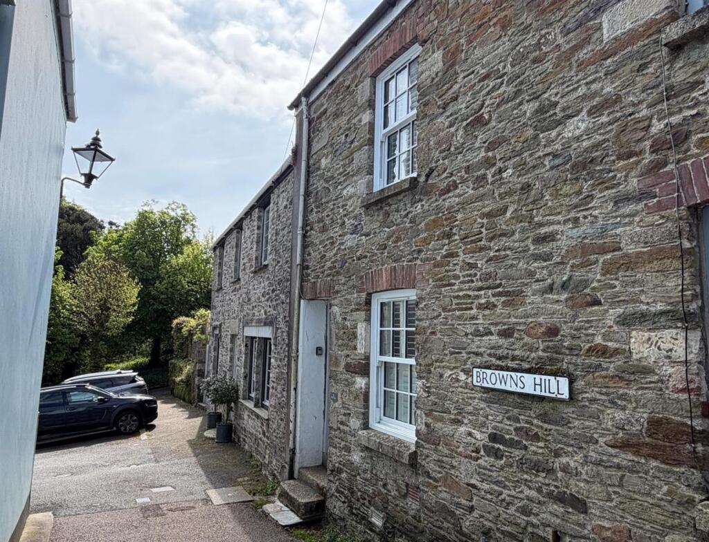 Main image of property: Browns Hill, Fowey