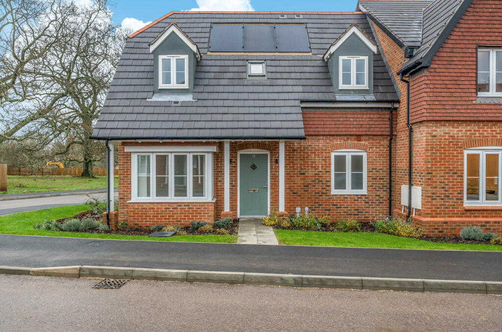 Main image of property: Egret Way, Fordingbridge, Hampshire, SP6