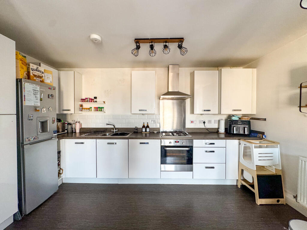 Apartment in Bristol, Charlton Hayes - View 4