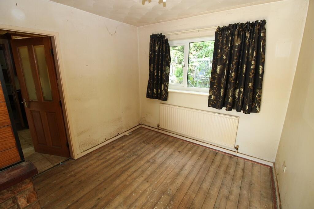 Rochester Road, Monk Bretton, Barnsley photo 3