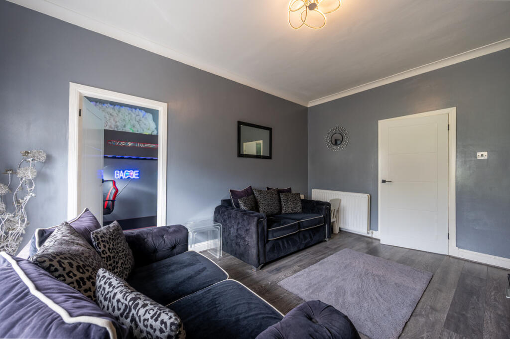 Apartment in Glasgow, Croftfoot - View 4