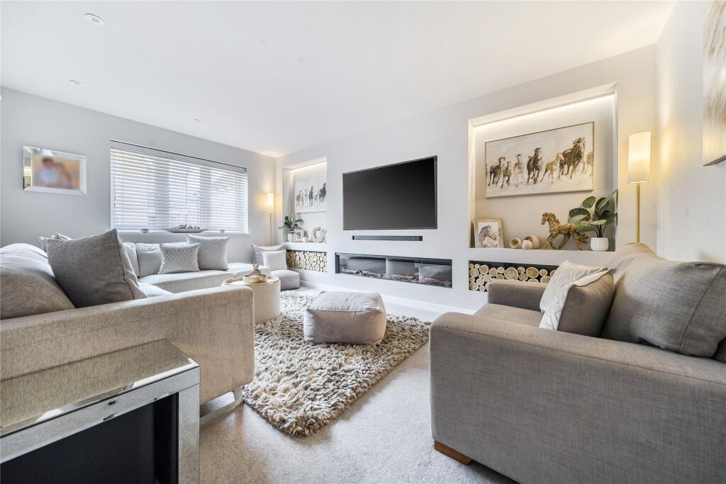 House in Shortstown, Bedford - View 2