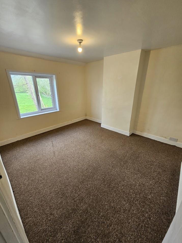 House in Ipswich - View 5