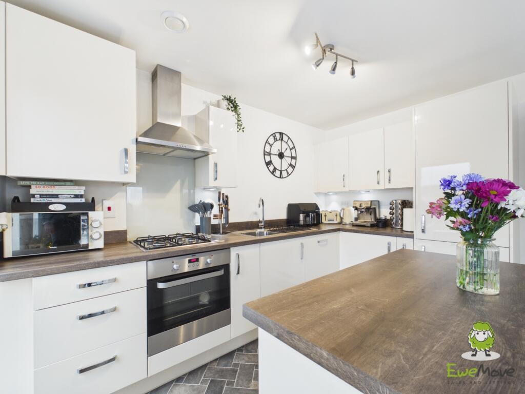 Lambert Court, Basingstoke, RG21 photo 2
