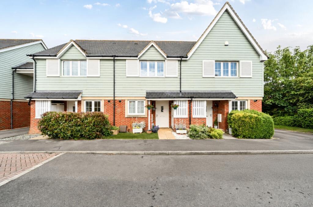 Main image of property: Bedford Drive, Fareham, Hampshire, PO14