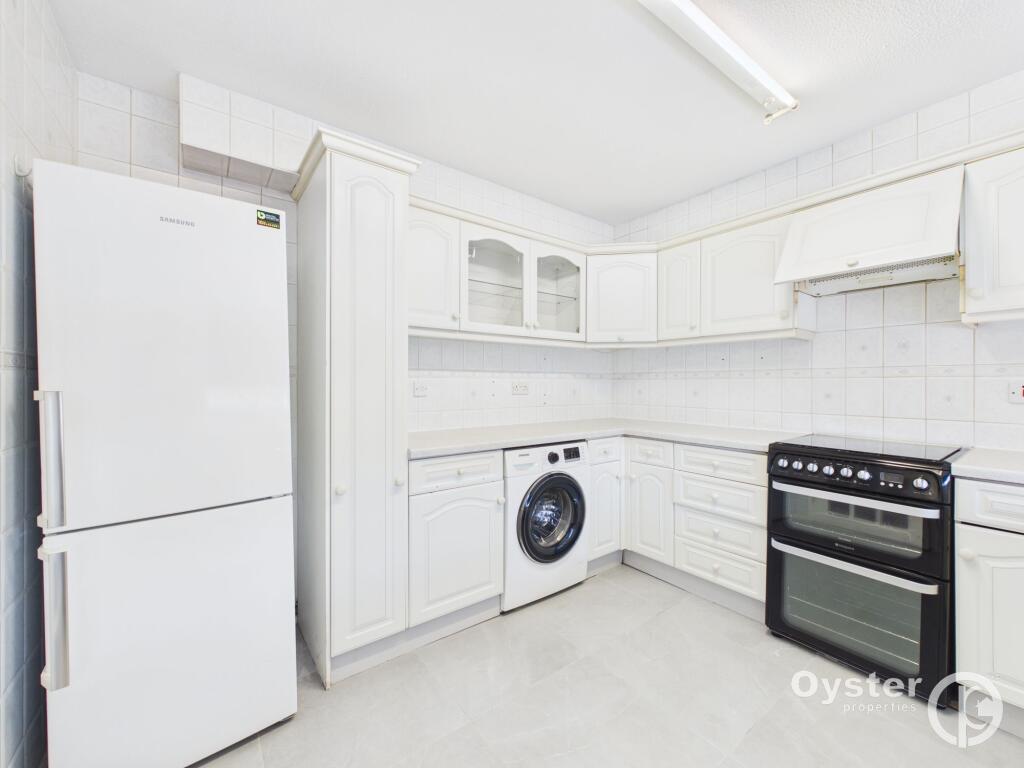 Apartment in London - View 5