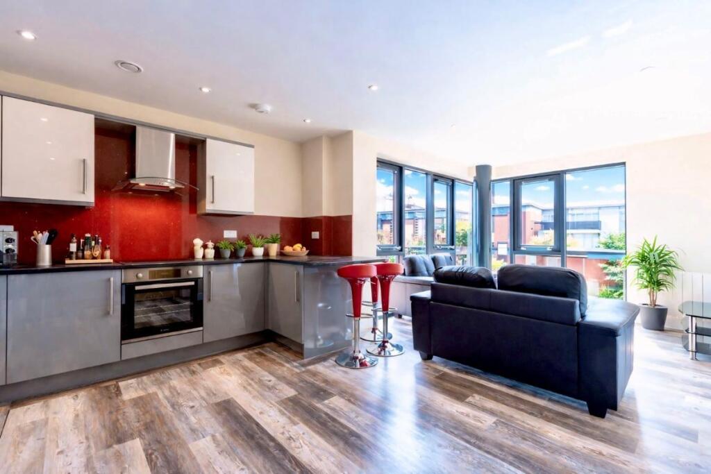 Main image of property: 40 Ecco