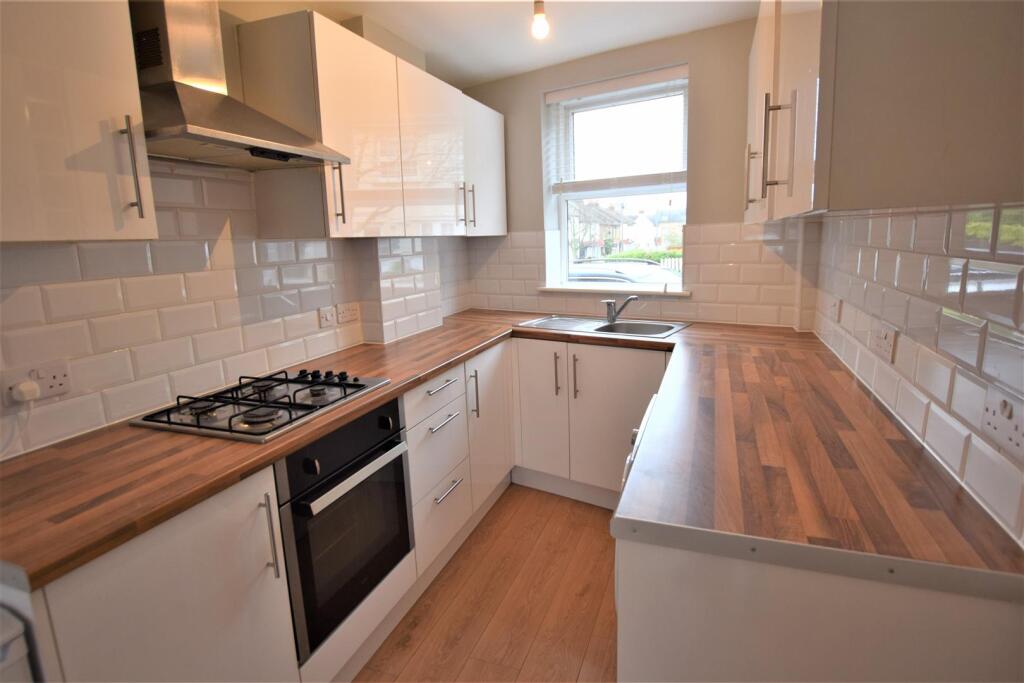 Apartment in Watford, North Watford - View 4