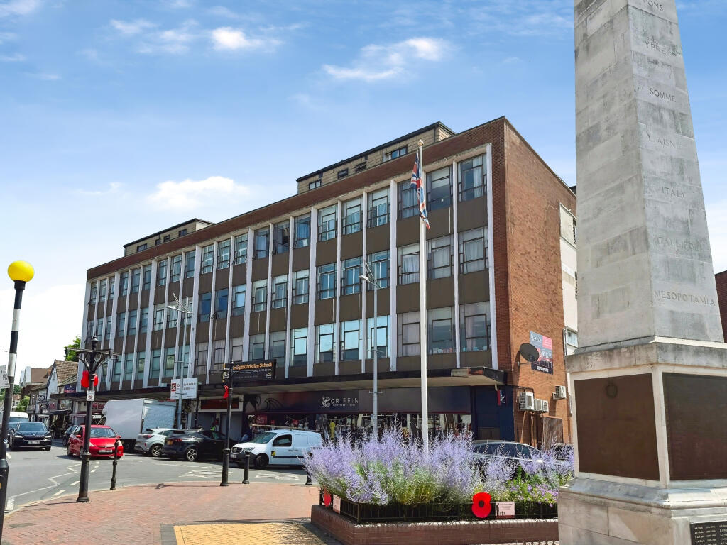 Main image of property: Queensgate Centre, Orsett Road, Grays