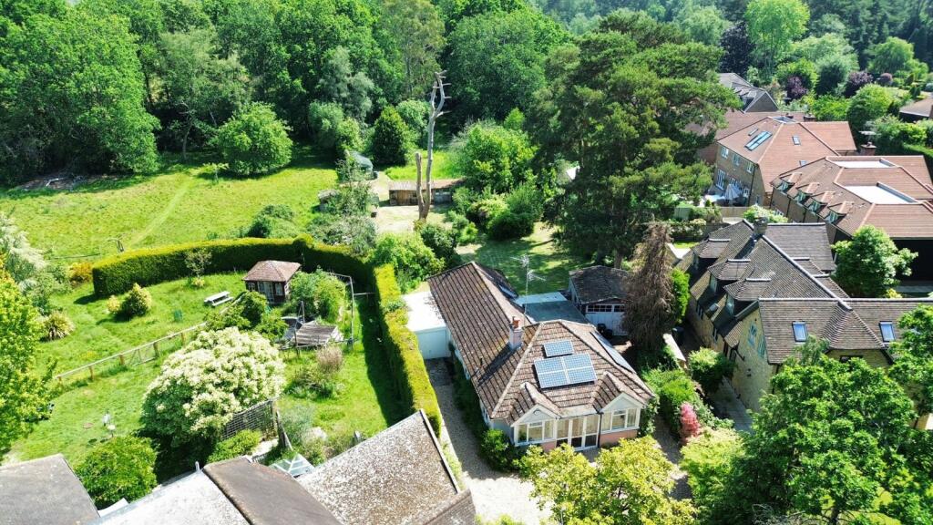 Main image of property: Sandhurst Road, Finchampstead, Wokingham, Berkshire, RG40