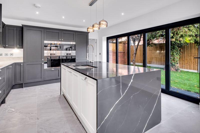 Grove Vale Avenue, Great Barr, Birmingham B43 6DE