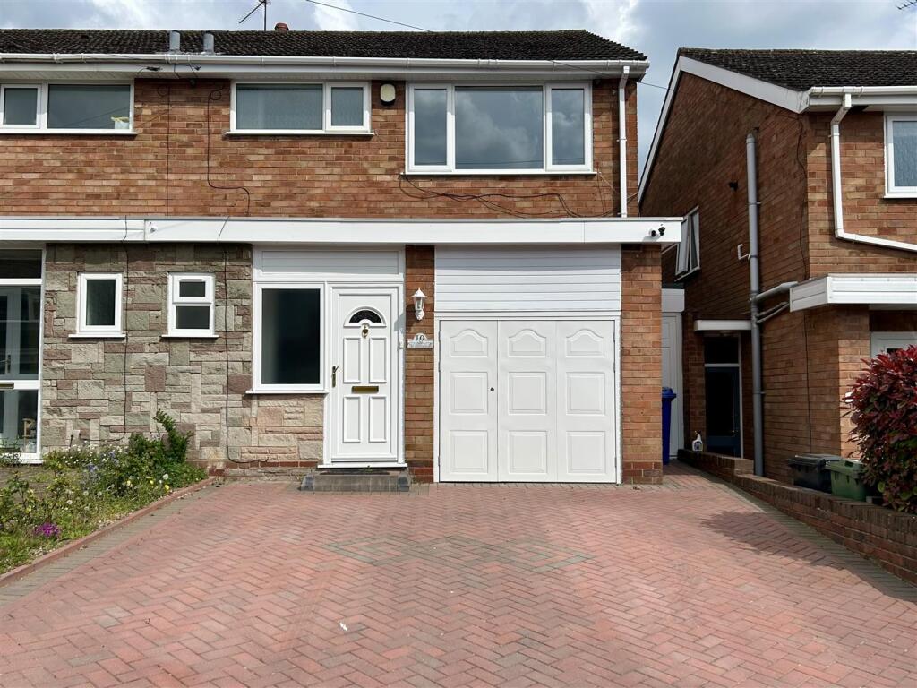 Main image of property: The Hawnelands, Halesowen