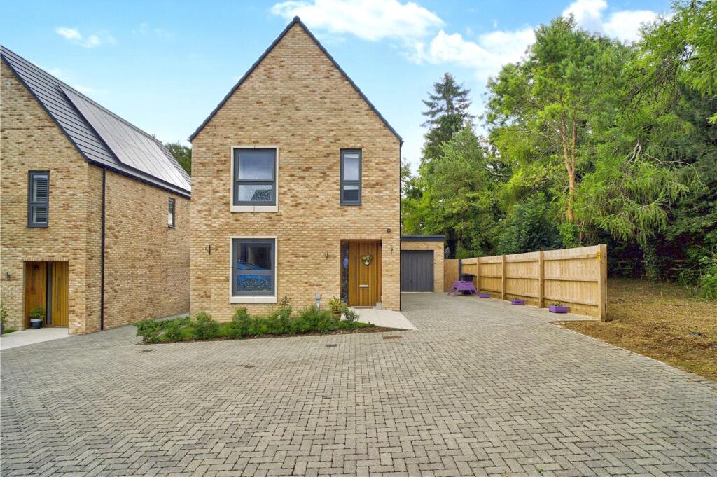 Main image of property: Thames View, Blunsdon, Swindon, Wiltshire, SN26
