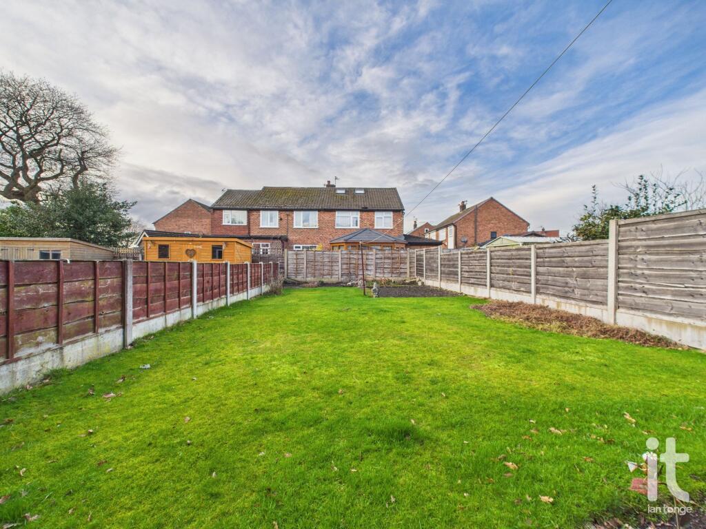 Montagu Road,  Offerton, Stockport, SK2 - View 2