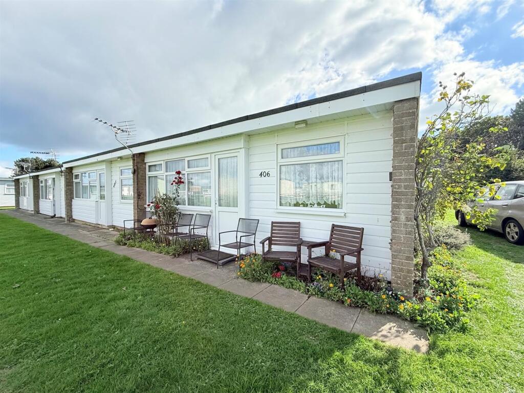 Main image of property: Newport Road, Hemsby