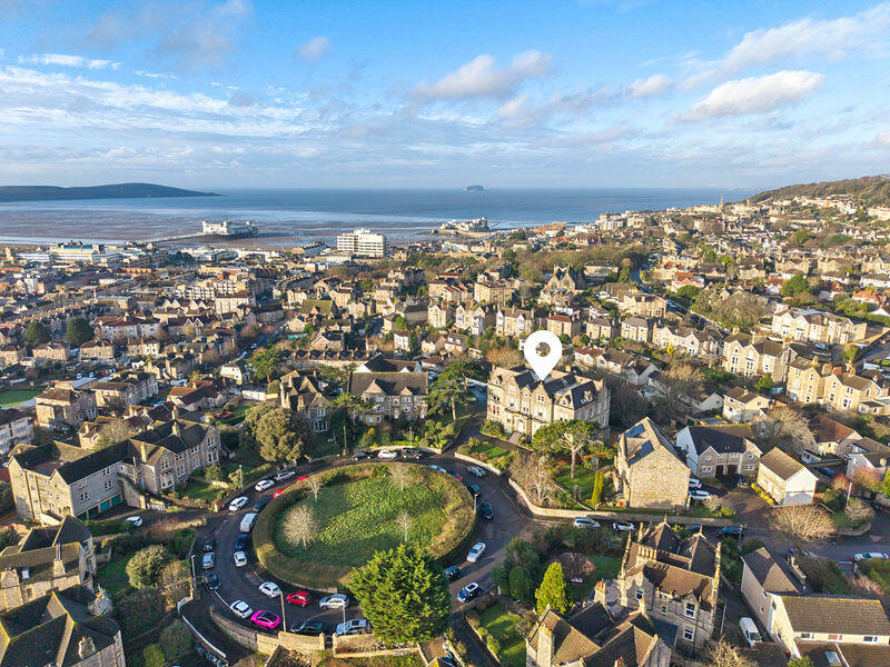 Main image of property: Landemann Circus, Weston super Mare - PRESTIGIOUS LOCATION