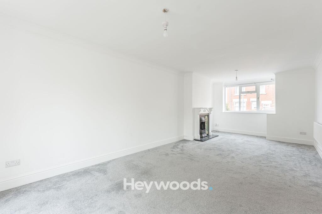 House in Stoke-on-Trent - View 3