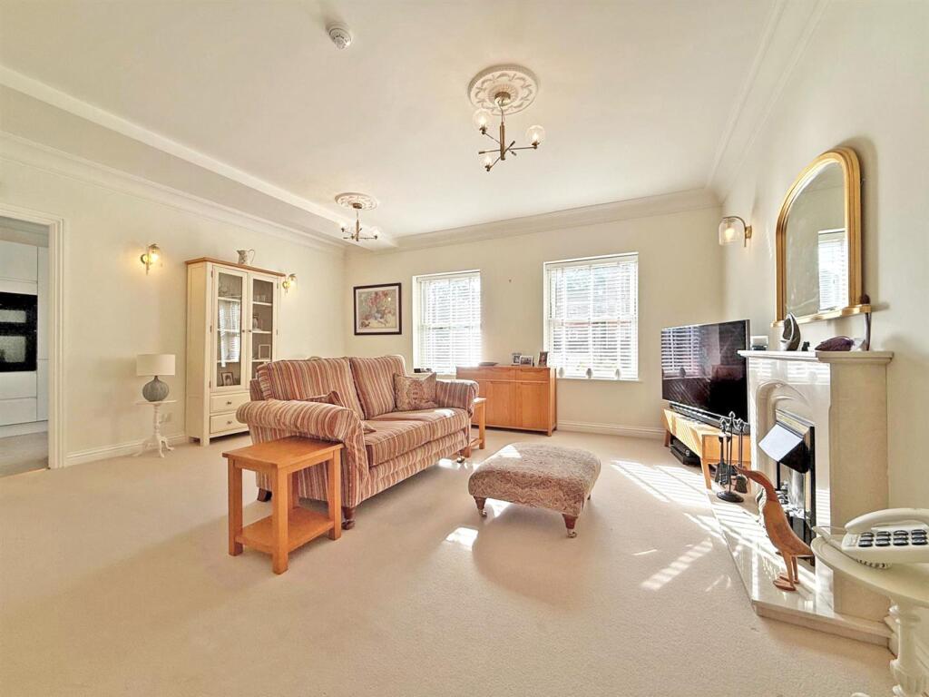 Apartment in Shrewsbury, Shropshire - View 2
