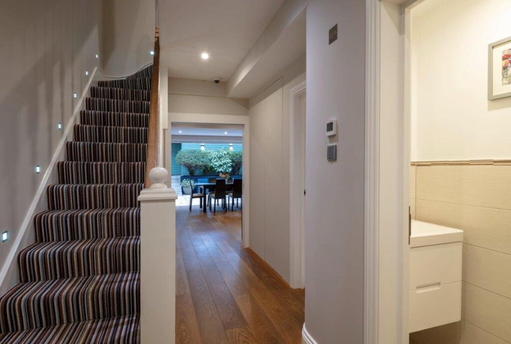 Marlborough Place, St John's Wood, London, NW8 photo 3